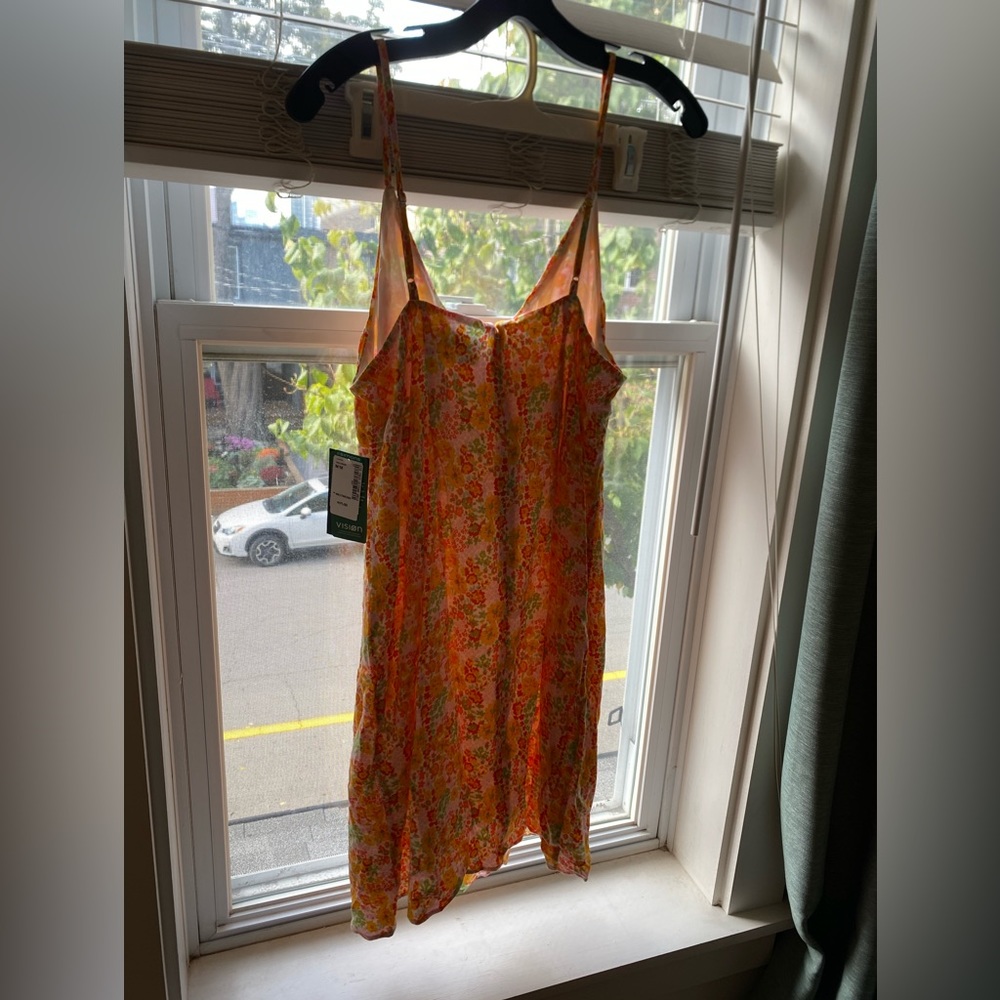 Lightweight slip dress - Picture 4 of 5